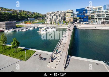 France Rhone Lyon La Confluence new district in South of Presqu'ile (Peninsula) residential buildings quai Arles Dufour in front of place nautique Stock Photo