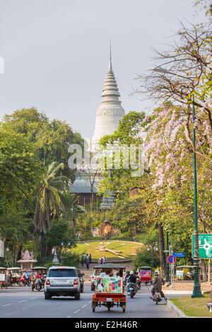 Cambodia Phnom Penh Phnom Wat (Temple Mountain or Hill Temple) built in 1373 27m high is largest religious building in city Stock Photo