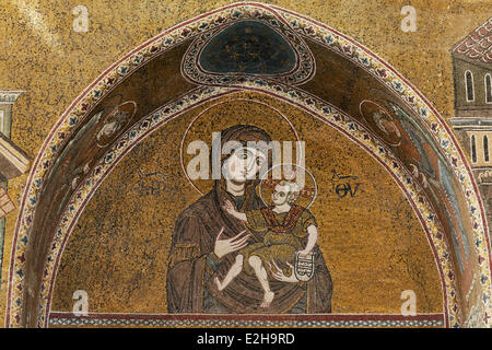 Mary with the Baby Jesus, Byzantine gold ground mosaics, Cathedral of Santa Maria Nuova, Monreale Cathedral, Monreale Stock Photo