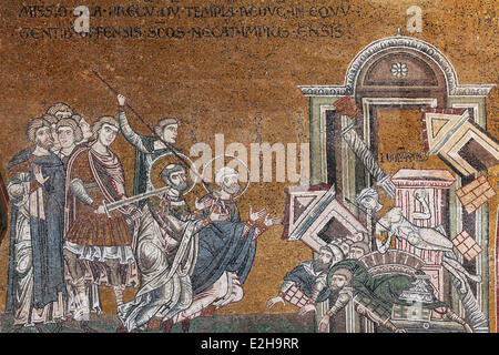 Lot flees from Sodom, Byzantine gold ground mosaics, Cathedral of Santa Maria Nuova, Monreale Cathedral, Monreale Stock Photo