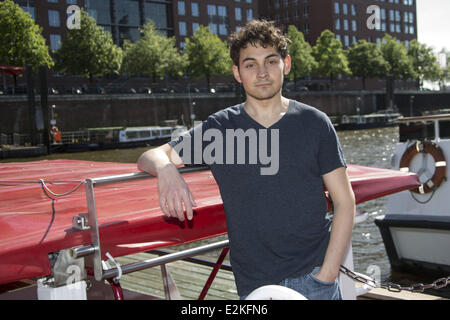 Johannes Klaussner at a photocall for 16th anniversary Studio Hamburg Nachwuchspreis award.  Where: Hamburg, Germany When: 03 Ju Stock Photo