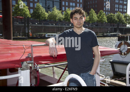 Johannes Klaussner at a photocall for 16th anniversary Studio Hamburg Nachwuchspreis award.  Where: Hamburg, Germany When: 03 Jun 2013 Stock Photo