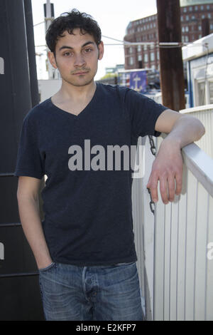 Johannes Klaussner at a photocall for 16th anniversary Studio Hamburg Nachwuchspreis award.  Where: Hamburg, Germany When: 03 Jun 2013 Stock Photo