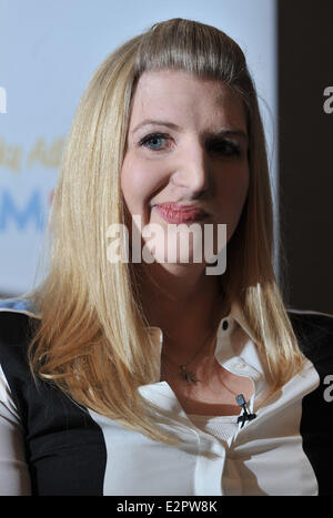 Rebecca Adlington announces her retirement from competitive swimming during a press conference held at the InterContinental West Stock Photo