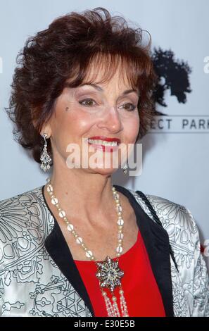 'One Life To Live' And 'All My Children' Premiere - Red Carpet Arrivals  Featuring: Robin Strasser Where: New York City, United Stock Photo
