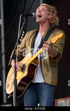 Dover, Delaware, USA. 21st June, 2014. Vocalist CHRISTIAN ZUCCONI of the band Grouplove performs live at the 2014 Firefly Music Festival in Dover, Delaware Credit:  Daniel DeSlover/ZUMAPRESS.com/Alamy Live News Stock Photo