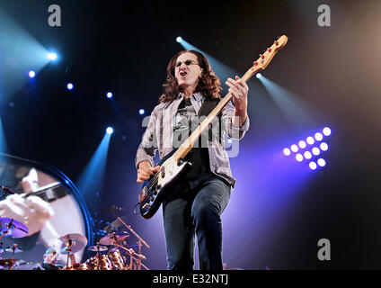 Rush Performing on the first night of Their 'Clockwork Angels' UK Tour at Manchester Arena  Featuring: Geddy Lee Where: Manchester, United Kingdom When: 22 May 2013 Stock Photo