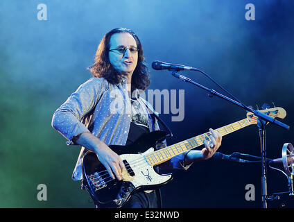 Rush Performing on the first night of Their 'Clockwork Angels' UK Tour at Manchester Arena  Featuring: Geddy Lee Where: Manchester, United Kingdom When: 22 May 2013 Stock Photo