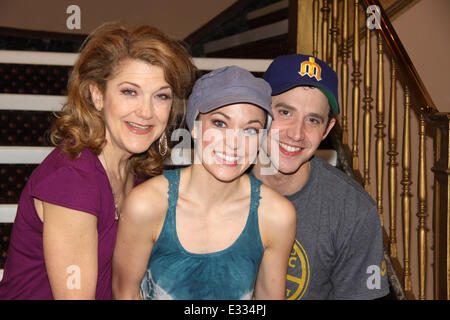 'Rodgers & Hammerstein's Cinderella' celebrates 100 performances with a cake from Cake Boss, at the Broadway Theatre  Featuring: Victoria Clark,Laura Osnes,Santino Fontana Where: New York, NY, United States When: 29 May 2013 Stock Photo