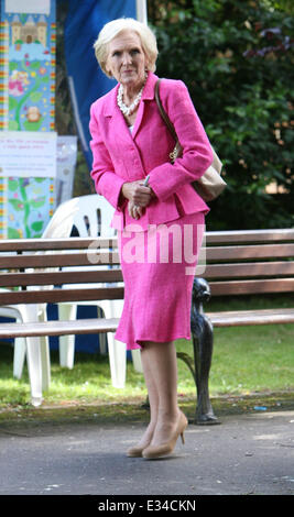 Mary Berry opens Beaconsfield Now 2013, a community event to show what the town has to offer  Featuring: Mary Berry Where: Beaconsfield, United Kingdom When: 15 Jun 2013 Stock Photo