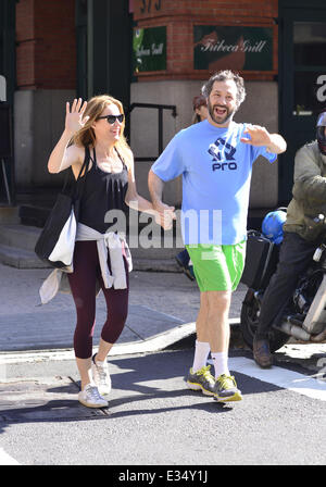 Leslie Mann and Judd Apatow walk hand in hand while out and about in Manhattan. The couple seemed in good spirits and goofed around for the camera  Featuring: Leslie Man,Judd Apatow Where: Manhattan, NY, United States When: 21 Jun 2013ENN.com Stock Photo