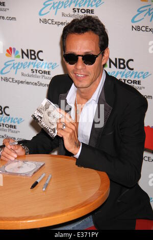 Latin musician Marc Anthony promtes his new album 3.0 at the NBC Experience store  Featuring: Marc Anthony Where: New York City, Stock Photo