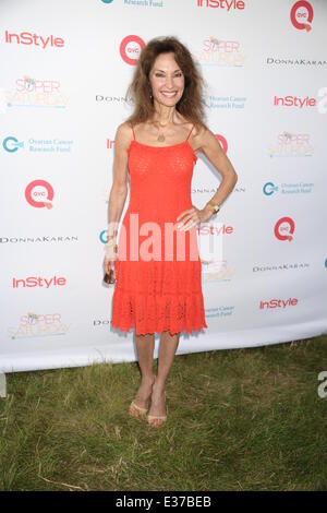 Celebrities attend the Ovarian Cancer Research Fund's Super Saturday 16