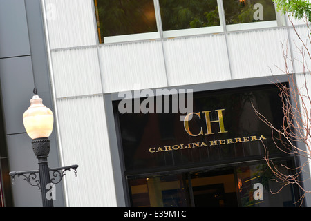 Carolina Herrera Store Front Entrance on Oak Street in Chicago Stock Photo