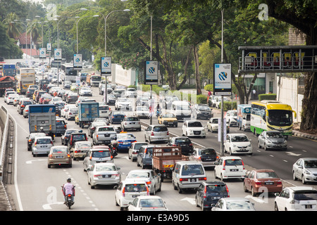 Morning rush hour traffic backs up on Jalan Tun Razak in Kuala Lumpur, Malaysia Stock Photo