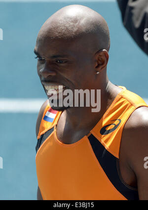 Braunschweig, Germany. 22nd June, 2014. Netherlands' Churandy Martina seen during the men's 200 m race at the European Athletics Team Championships in the Eintracht Stadion in Braunschweig, Germany, 22 June 2014. Photo: Peter Steffen/dpa/Alamy Live News Stock Photo