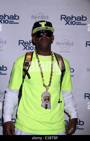 Singer R. Kelly Performs At Rehab Pool inside Hard Rock Hotel and Casino in Las Vegas, NV on 9-22-13  Featuring: R.Kelly Where: Stock Photo