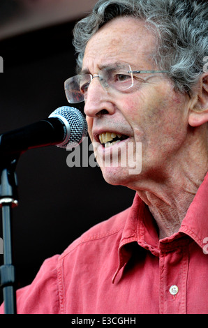 Leon Rosselson - English singer songwriter and children's author Stock Photo