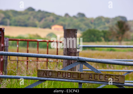 No public access sign on farm gate Minsmere RSPB reserve Stock Photo