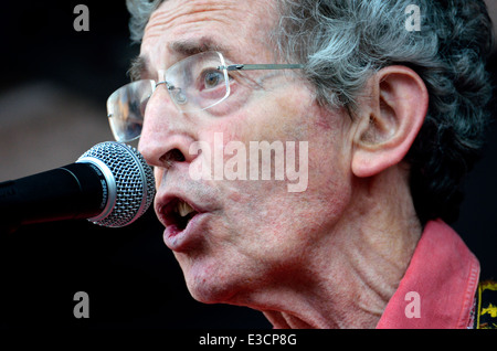 Leon Rosselson - English singer songwriter and children's author Stock Photo