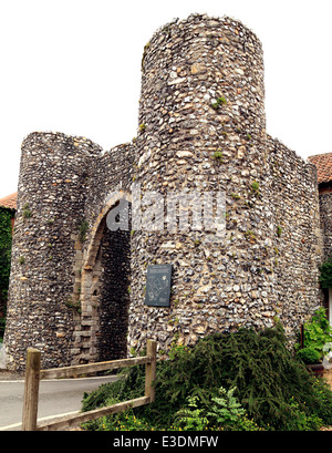 Bailey Gate, Castle Acre, Norfolk, North Norman gate, c. 1200 England UK gates medieval town defence defences Stock Photo