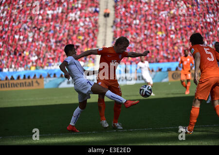 Sao Paolo, Brazil. 23rd June, 2014. Match #36 of the 2014 World Cup, between Netherlands and Chile, this monday, June 23rd, in Sao Paulo, Brasil Credit:  Gustavo Basso/NurPhoto/ZUMAPRESS.com/Alamy Live News Stock Photo
