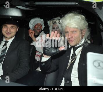 Jonathan Ross' Halloween party - Arrivi. Dermot O'Leary,Dee