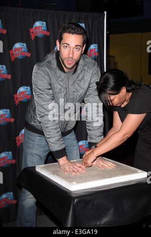 PH Presents Zachary Levi Promotes His Starring Role As Fandral in Marvel's Thor, The Dark World with A handprint Ceremony  Featuring: Zachary Levi Where: NYC, New York, United States When: 08 Nov 2013 Stock Photo