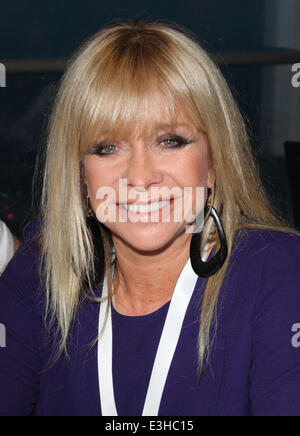 Celebrities man the phones at the BT Tower in London as the Disasters Emergency Committee - DEC - launch a telethon to raise money for those affected by the Philippine typhoon  Featuring: Jo Wood Where: London, United Kingdom When: 18 Nov 2013 Stock Photo
