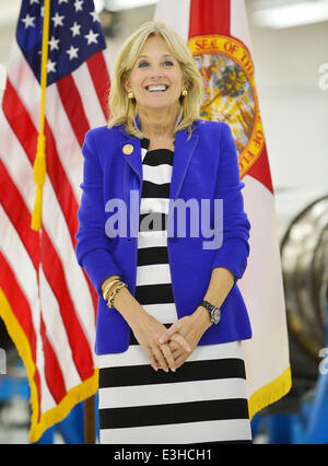 Dr. Jill Biden visits Broward College Aviation Institute and addresses a group of educators to discuss the recent selection of Broward College to lead a 4.5 million grant to twelve schools in seven states focused on training workers for careers in supply Stock Photo