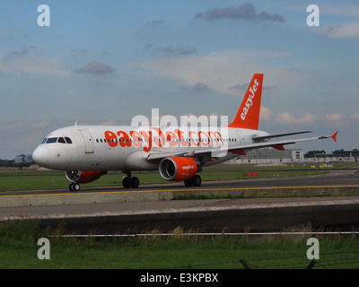G-EZTI Airbus A320-214 easyJet taxiing at Schiphol (AMS - EHAM), The Netherlands, 18may2014, pic-1 Stock Photo