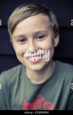 Portrait of a boy smiling Stock Photo - Alamy
