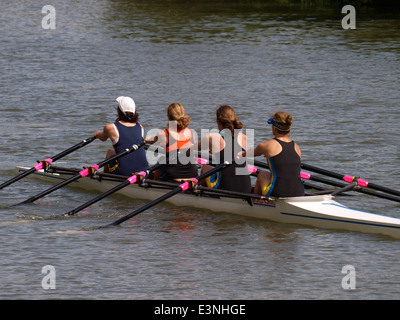 Women's Quadruple Scull team training on the River Thames, Oxford, UK Stock Photo