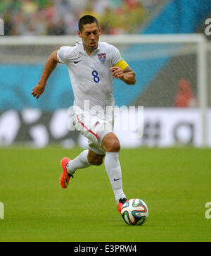 Clint Dempsey Stars In New FIFA 14 Commercial [VIDEO] - World