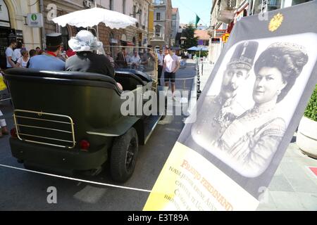 Sarajevo, Bosnia-Herzegovina. 28th June, 2014. The photo shows a replica of Archduke Franz Ferdinand's car in front of the '1878-1918 Sarajevo Museum', in the old city in Sarajevo, Bosnia-Herzegovina, on June 28, 2014. Archduke Franz Ferdinand, the heir to the throne of Austria-Hungary, was assassinated with his wife Sophie during their visit to Sarajevo on June 28, 1914, which triggered the World War I. Credit:  Haris Memija/Xinhua/Alamy Live News Stock Photo