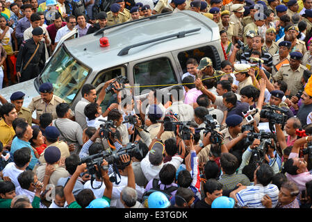 Ahmedabad, Gujarat, India, 29th June, 2014. Lord Jagannath's 137th Rath Yatra begins in Ahmedabad, Rath Yatra or chariot  festival is celebrated by Hindus on the second day of Sukla Paksha in the month of Ashadh. Credit:  Nisarg Lakhmani/Alamy Live News Stock Photo