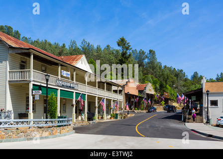 Main Street in the old gold mining town of Amador City, Southern Gold Country, California, USA Stock Photo