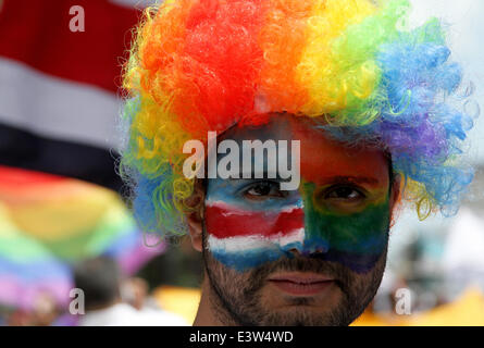 San Jose, Costa Rica. 29th June, 2014. A Costa Rica's fan poses before a Round of 16 match between Costa Rica and Greece of 2014 FIFA World Cup in San Jose, capital of Costa Rica, on June 29, 2014. © Kent Gilbert/Xinhua/Alamy Live News Stock Photo