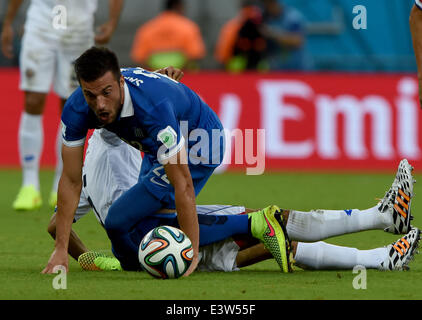 (140629) -- RECIFE, June 29, 2014 (Xinhua) -- Greece's Giorgios Samaras falls down during a Round of 16 match between Costa Rica and Greece of 2014 FIFA World Cup at the Arena Pernambuco Stadium in Recife, Brazil, on June 29, 2014.(Xinhua/Guo Yong)(rh) Stock Photo