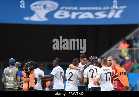 Brasilia, Brazil. 30th June, 2014. Players of France celebrate after the FIFA World Cup 2014 round of 16 match between France and Nigeria at the Estadio National Stadium in Brasilia, Brazil, on 30 June 2014. Credit:  dpa picture alliance/Alamy Live News Stock Photo