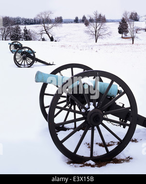 USA, Virginia, Manassas National Battlefield Park, Cannons in snow Stock Photo