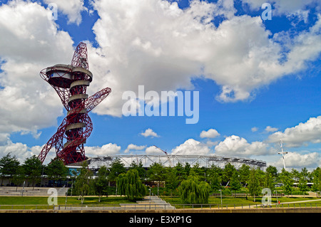 View of the ArcelorMittal Orbit and the Olympic Stadium at the Queen Elizabeth Olympic Park, Stratford, London, England, UK