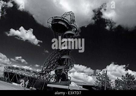 View of the ArcelorMittal Orbit and the Olympic Stadium at the Queen Elizabeth Olympic Park, Stratford, London, England, UK