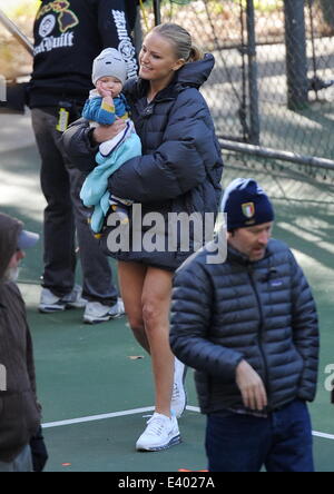 Malin Akerman shows off her toned legs while filming a scene for 'Trophy Wife' wearing tennis gear in Burbank. The actress was visited by son Sebastian on set during lunch break with his babysitter. Malin was recently divorced by ex husband of 6 years Rob Stock Photo
