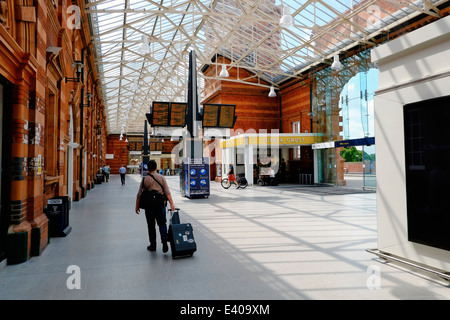 Nottingham Railway station interior concourse England UK Stock Photo