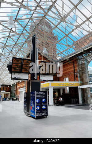 Nottingham Railway station interior concourse England UK Stock Photo