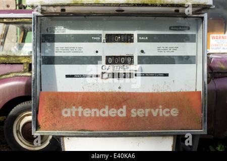 Old Avery-Handoll petrol pumps in English village Stock Photo