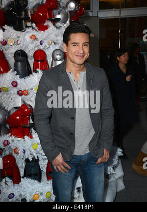 Mario Lopez joins Nescafe Dolce Gusto to host a holiday pop-up and tree lighting ceremony  Featuring: Mario Lopez Where: Los Angeles, California, United States When: 13 Dec 2013 Stock Photo