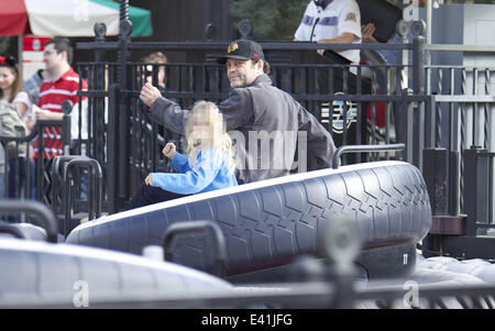 Vince Vaughn spends the day with his family at Disneyland  Featuring: Vince Vaughn Where: Los Angeles, California, United States When: 18 Dec 2013 Stock Photo