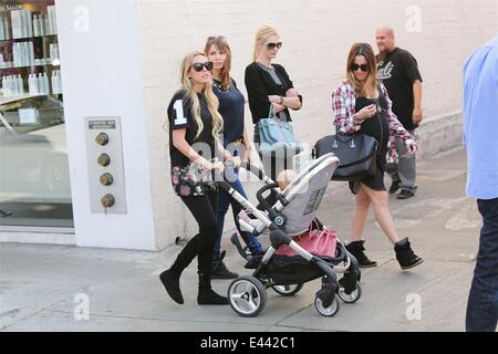 Petra Ecclestone out and about pushing baby daughter Lavinia in her stroller in Beverly Hills  Featuring: Petra Ecclestone Where: Los Angeles, California, United States When: 23 Jan 2014 Stock Photo